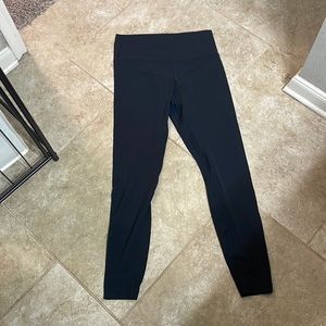 Lululemon Aligns 28”